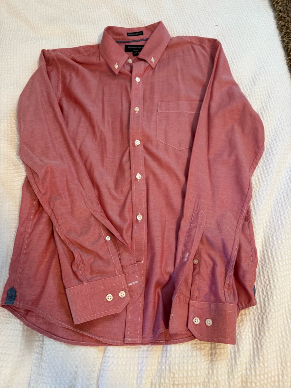 Banana Republic Button-Down Shirt in Dusty Red